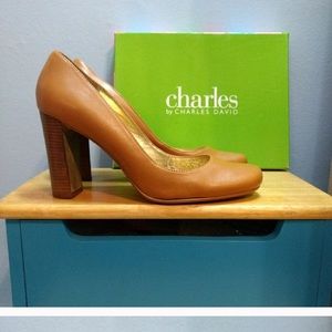 Beautiful Cognac Charles David Pump -donating soon